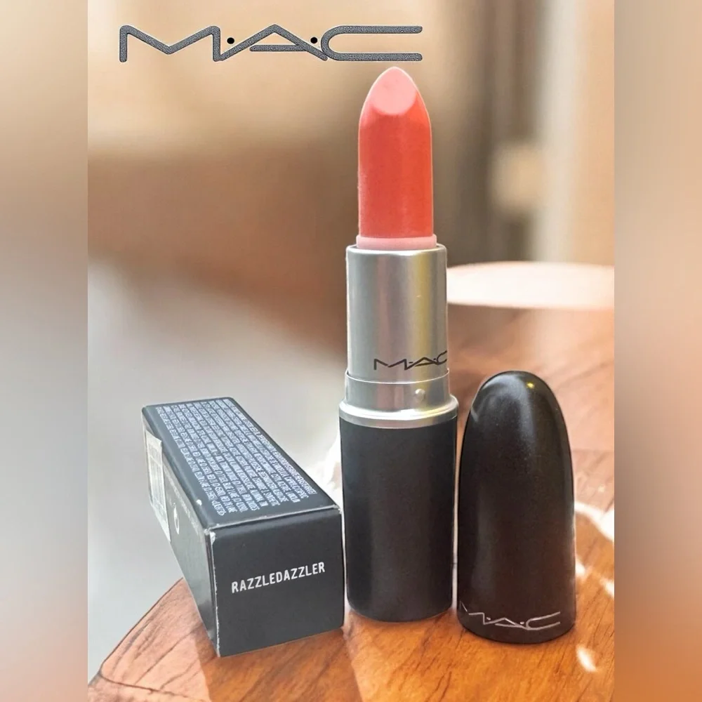 MAC RAZZLEDAZZLER Lustre Lipstick. NEW IN BOX. LIMITED EDITION.